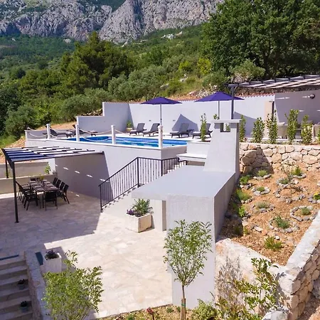 וילה Rustic Nina - Dalmatian Stone Mansion