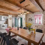 Rustic Nina - Dalmatian Stone Mansion Villa Tučepi