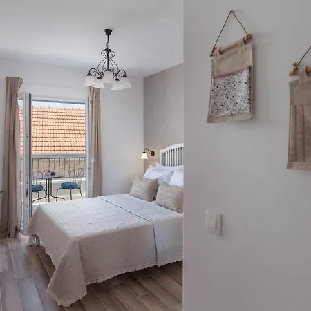 Villa Rustic Nina - Dalmatian Stone Mansion