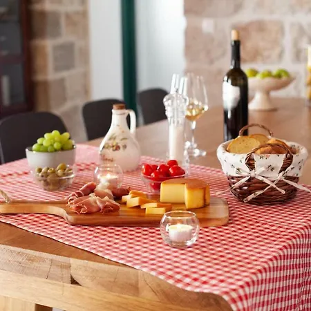 Vila Rustic Nina - Dalmatian Stone Mansion *