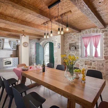 Rustic Nina - Dalmatian Stone Mansion Villa Tucepi