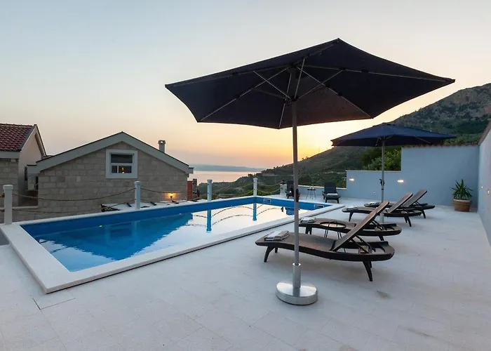 Rustic Nina - Dalmatian Stone Mansion 빌라 *