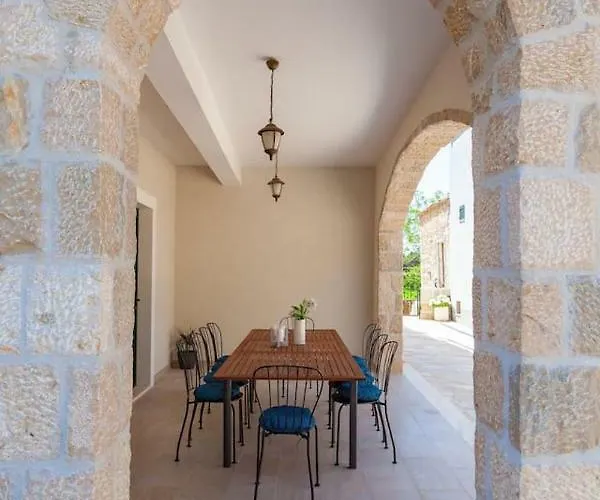 Villa Rustic Nina - Dalmatian Stone Mansion *